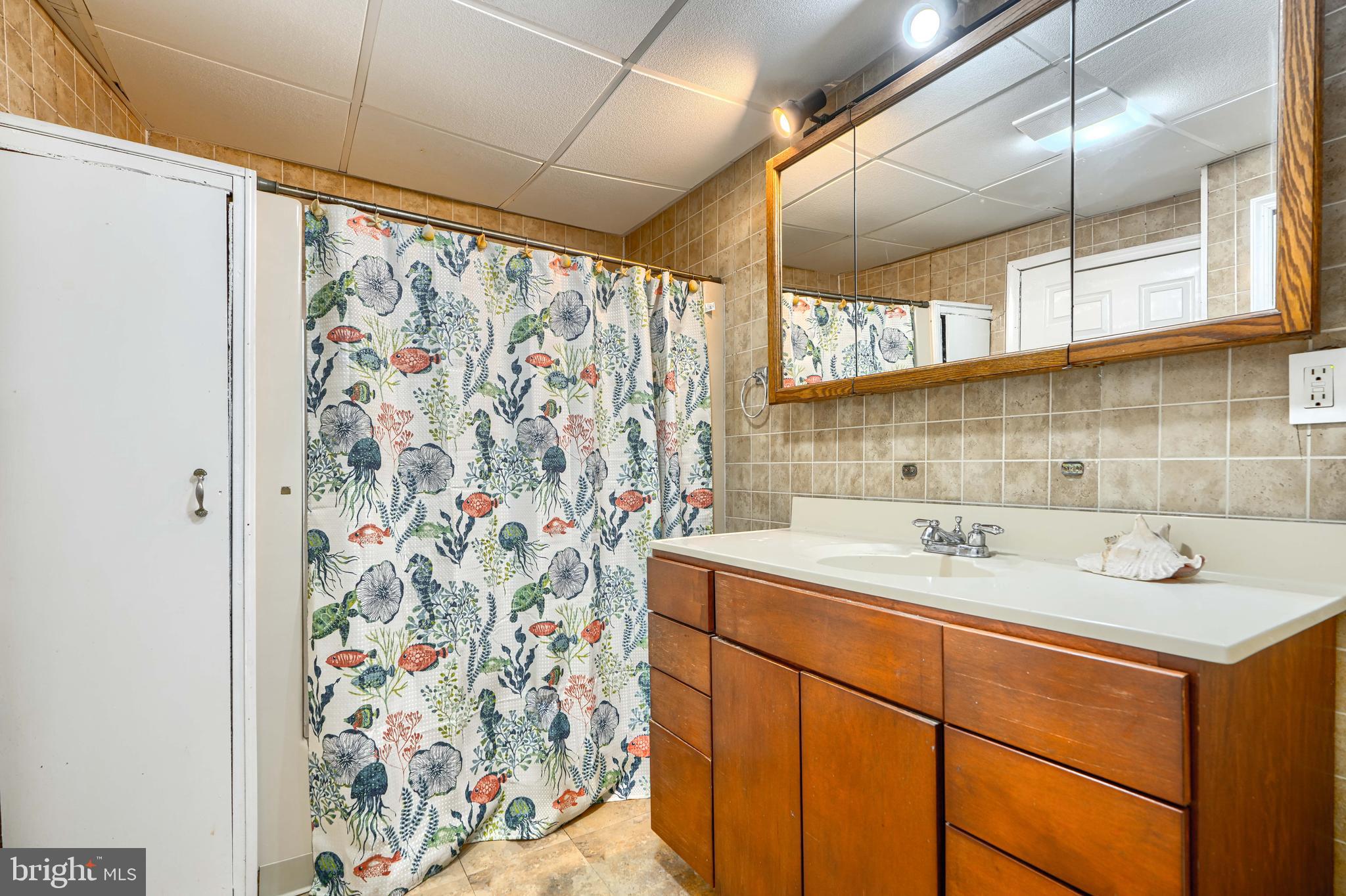 2215 Lodge Farm Road Baltimore, MD 21219 - Photo 16 of 38