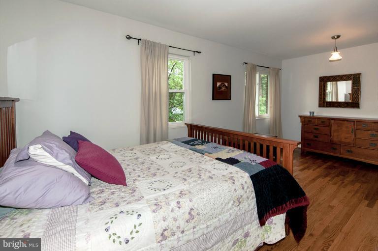 2424 Darrow Street Silver Spring, MD 20902 - Photo 9 of 28 Bedroom (Master)