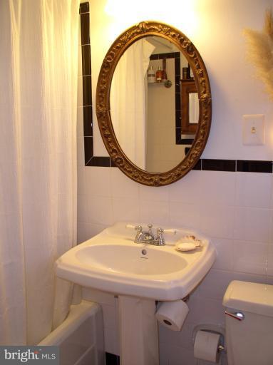 9 Ridge Road, Unit A Greenbelt, MD 20770 - Photo 17 of 30 Pedestal sink