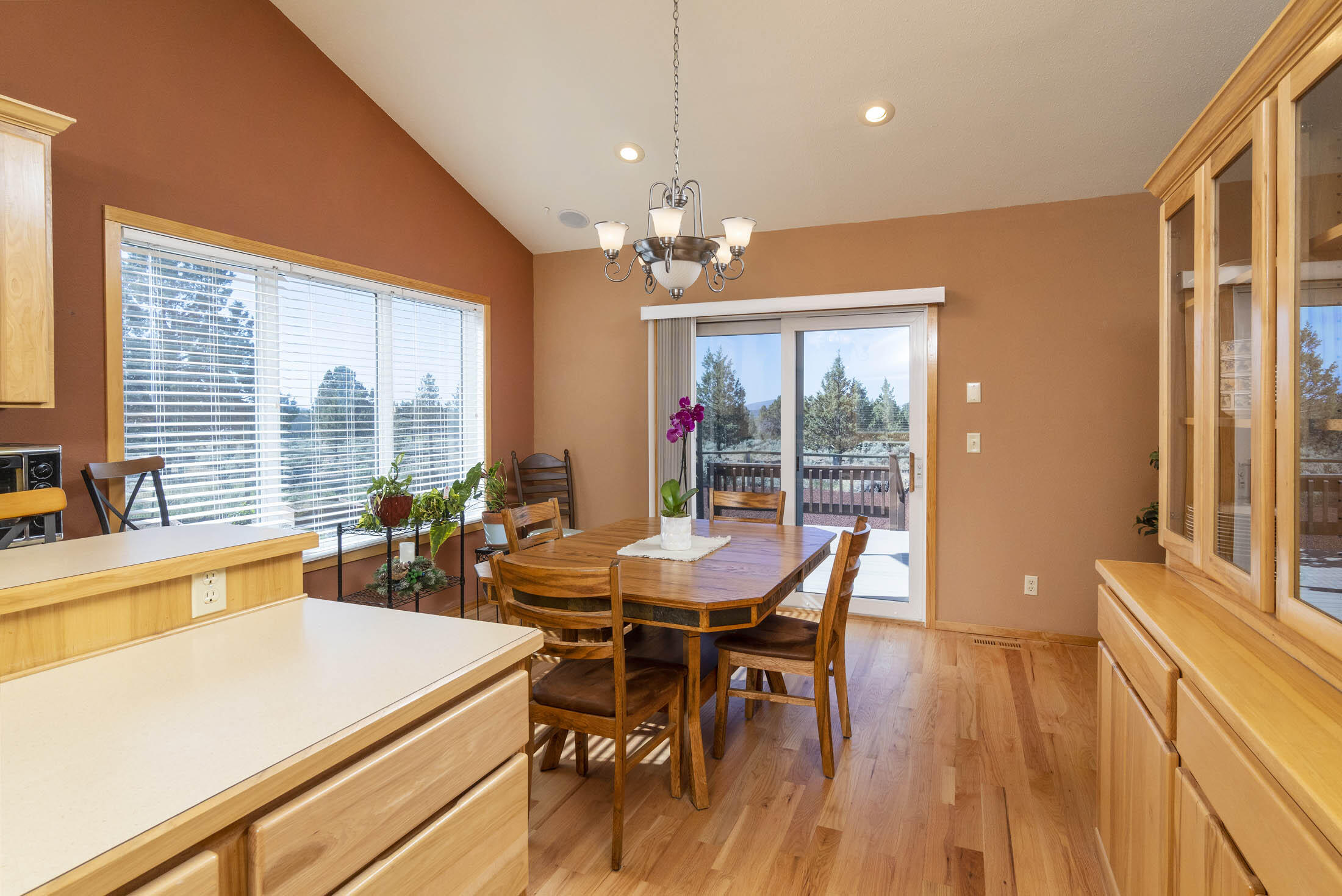 15662 Southwest Steelhead Road Terrebonne, OR 97760 - Photo 12 of 52 9