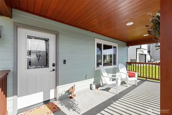 $630,000 | 652 Joy Street, Eatonville, WA 98328