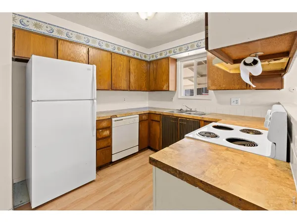 $300,000 | 3500 Lilac Lane, Evans, CO 80620