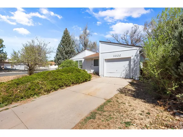 $300,000 | 3500 Lilac Lane, Evans, CO 80620