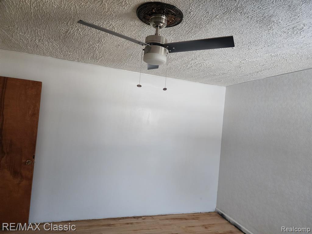 294 Cherokee Road Pontiac, MI 48341 - Photo 12 of 28 Gallery Image 12