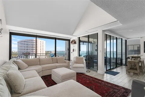 $1,700,000 | 1390 Gulf Boulevard, Unit PH4, Clearwater Beach, FL 33767