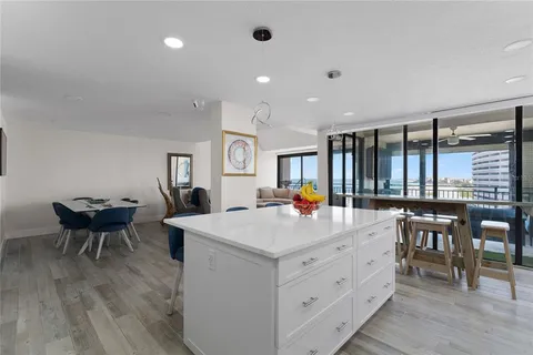 $1,700,000 | 1390 Gulf Boulevard, Unit PH4, Clearwater Beach, FL 33767