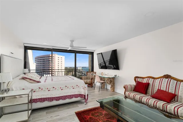 $1,700,000 | 1390 Gulf Boulevard, Unit 4, Clearwater Beach, FL 33767