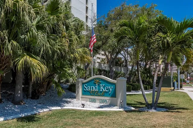 $1,700,000 | 1390 Gulf Boulevard, Unit 4, Clearwater Beach, FL 33767