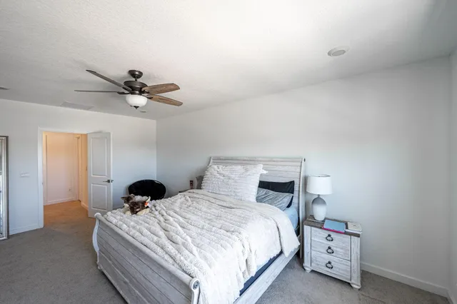 $659,999 | 6016 Southeast Violet Lane, Stuart, FL 34997