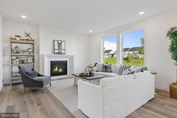 $625,000 | 10157 Blackmoor Road, Woodbury, MN 55129