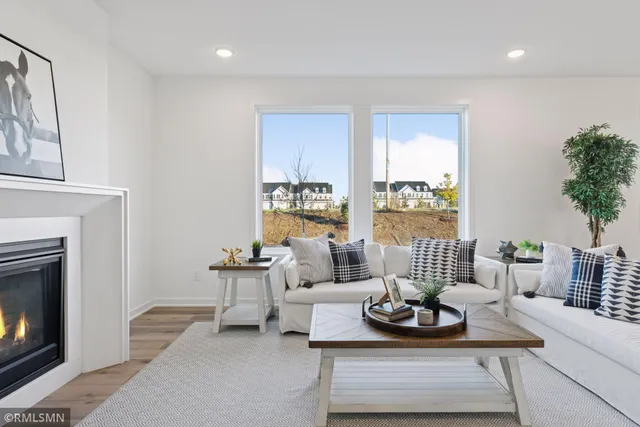 $635,000 | 10157 Blackmoor Road, Woodbury, MN 55129