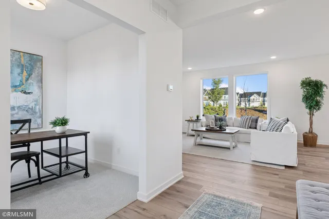 $635,000 | 10157 Blackmoor Road, Woodbury, MN 55129