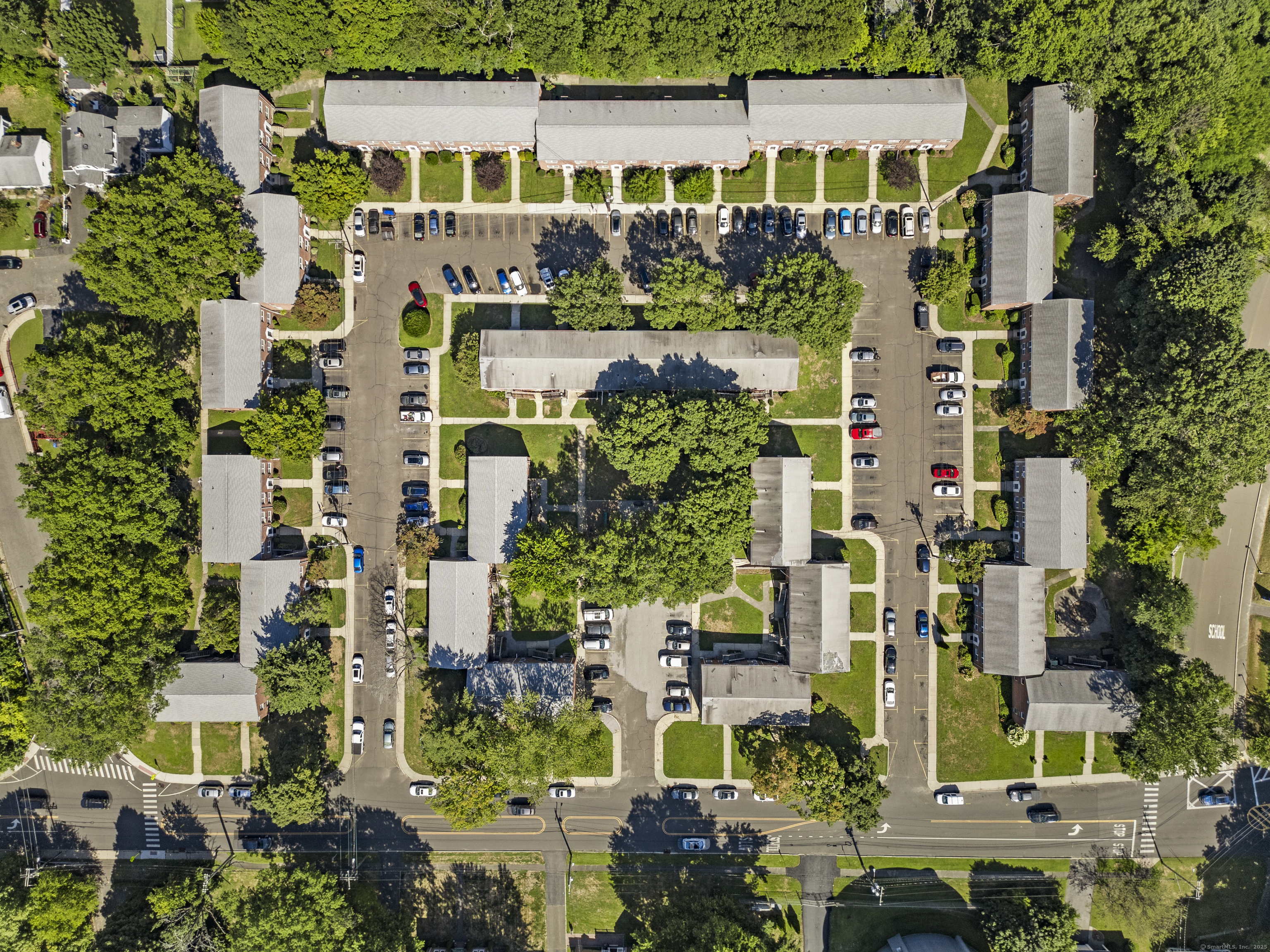56 Blachley Road, Unit B Stamford, CT 06902 - Photo 23 of 26 an aerial view of multiple house
