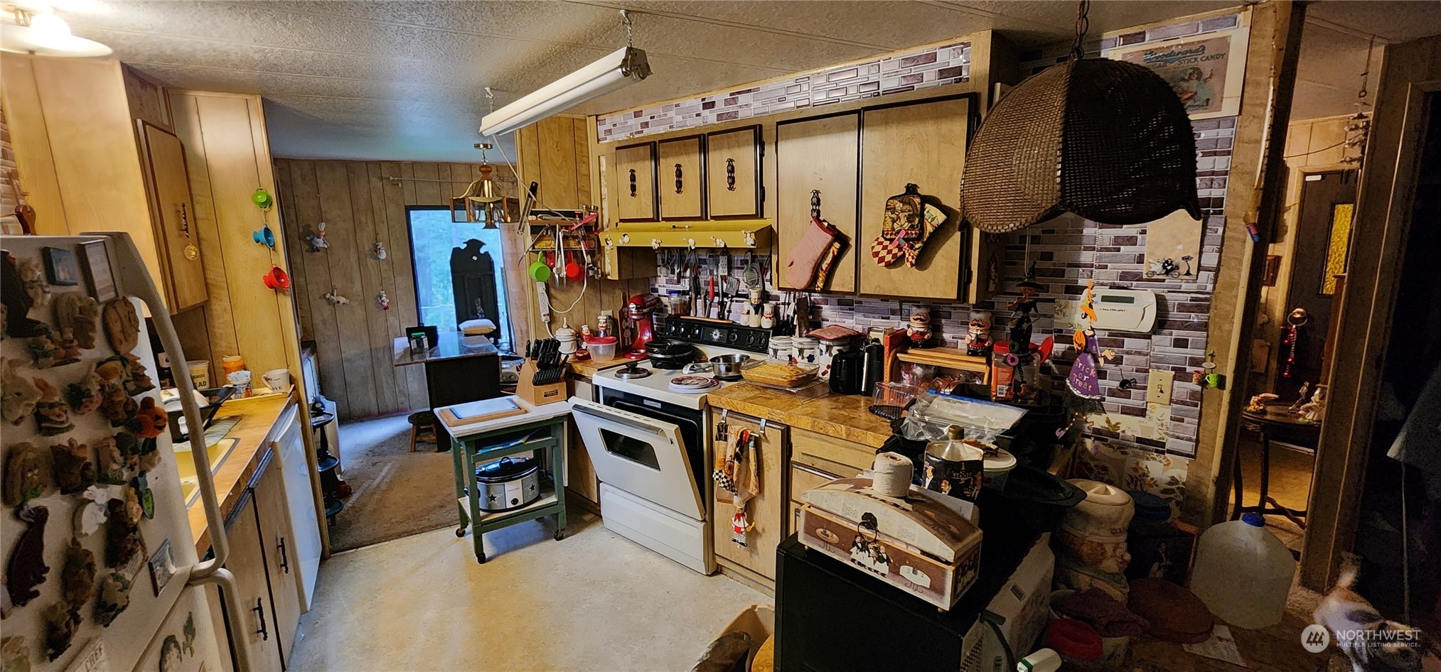 91 Maple Street Quilcene, WA 98376 - Photo 2 of 14 a view of walk in closet with clothes