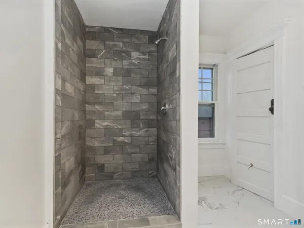 $6,500 | 1911 Summer Street, Stamford, CT 06905