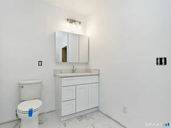 $6,500 | 1911 Summer Street, Stamford, CT 06905