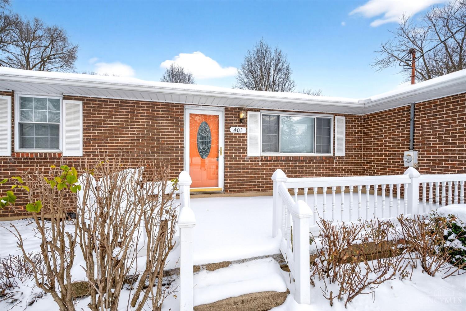 401 Chamberlain Road Carlisle, OH 45005 - Photo 3 of 28 Gallery Image 3