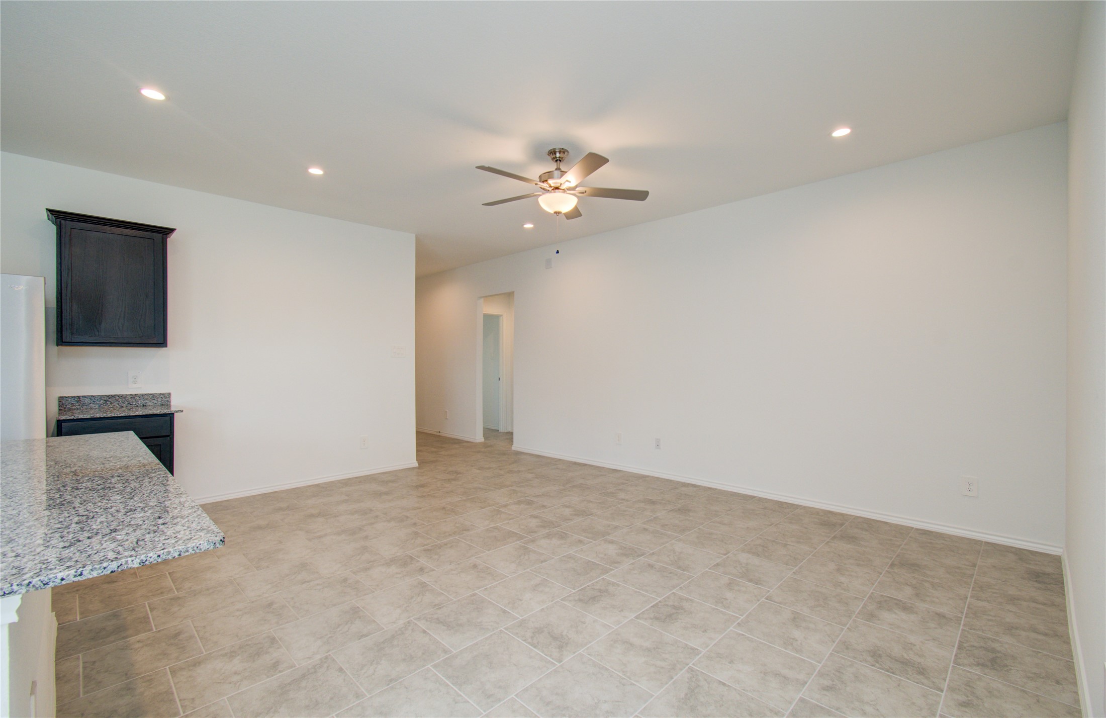 1031 Appaloosa Lane Rosharon, TX 77583 - Photo 5 of 30