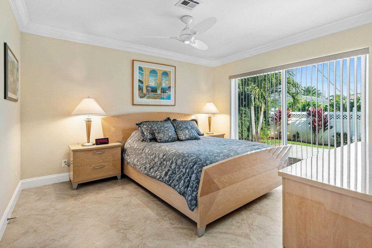 899 Granada Drive Boca Raton, FL 33432 - Photo 17 of 44 017-899GranadaDrive-BocaRaton-FL-33432-S