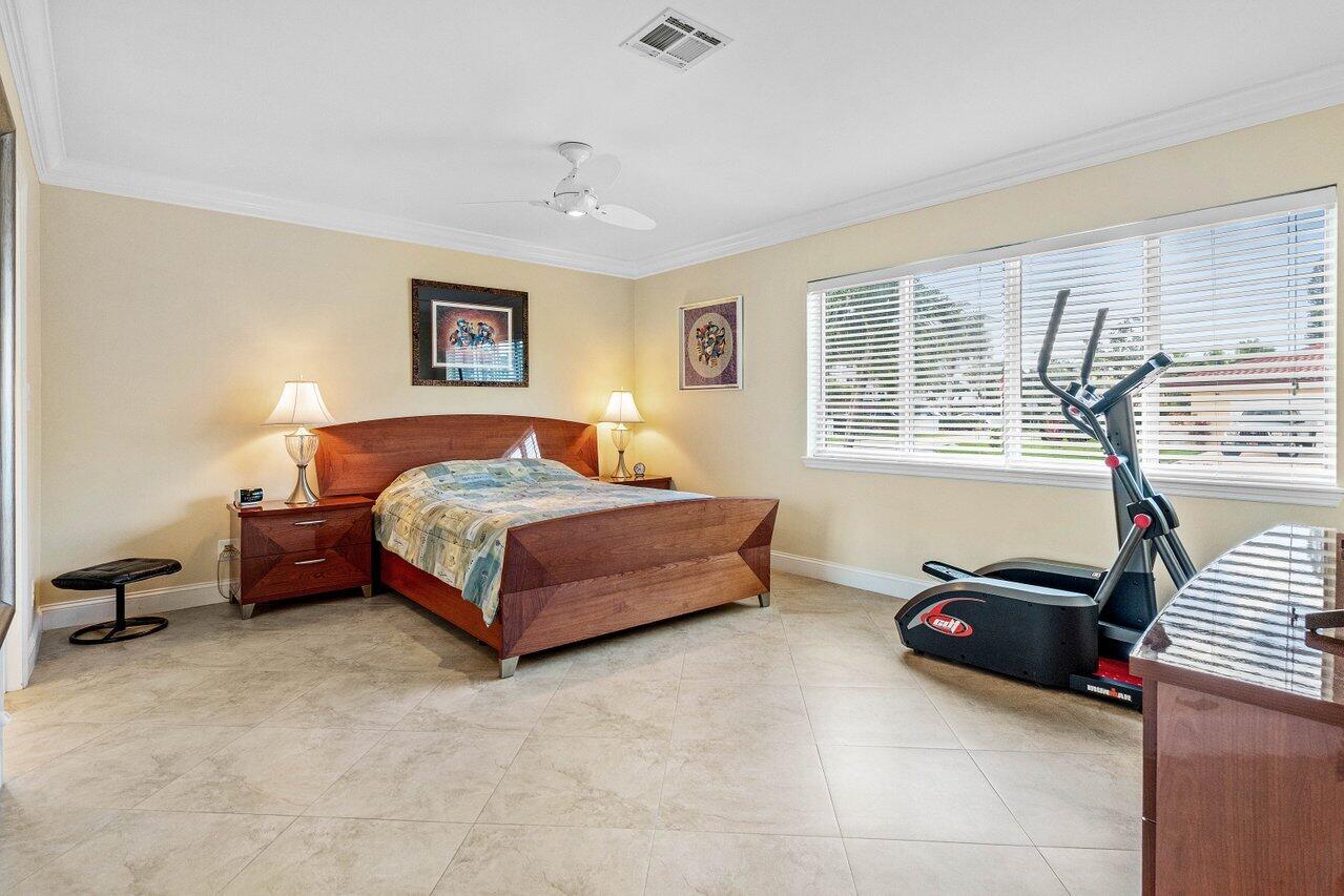 899 Granada Drive Boca Raton, FL 33432 - Photo 22 of 44 022-899GranadaDrive-BocaRaton-FL-33432-S