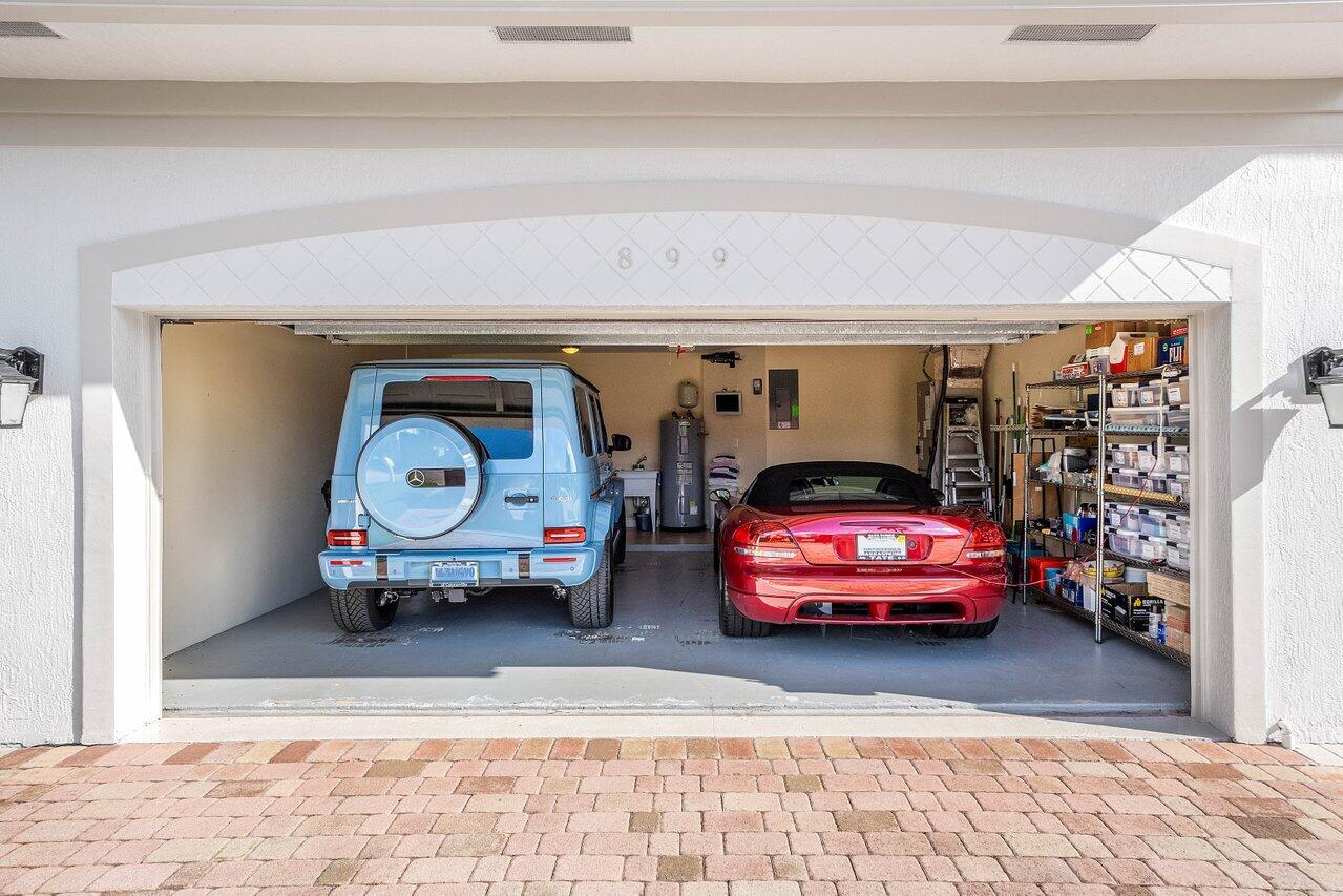 899 Granada Drive Boca Raton, FL 33432 - Photo 5 of 44 005-899GranadaDrive-BocaRaton-FL-33432-S