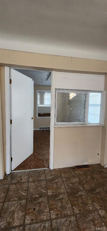 2350 Chambers Road St. Louis, MO 63136 - Photo 6 of 36