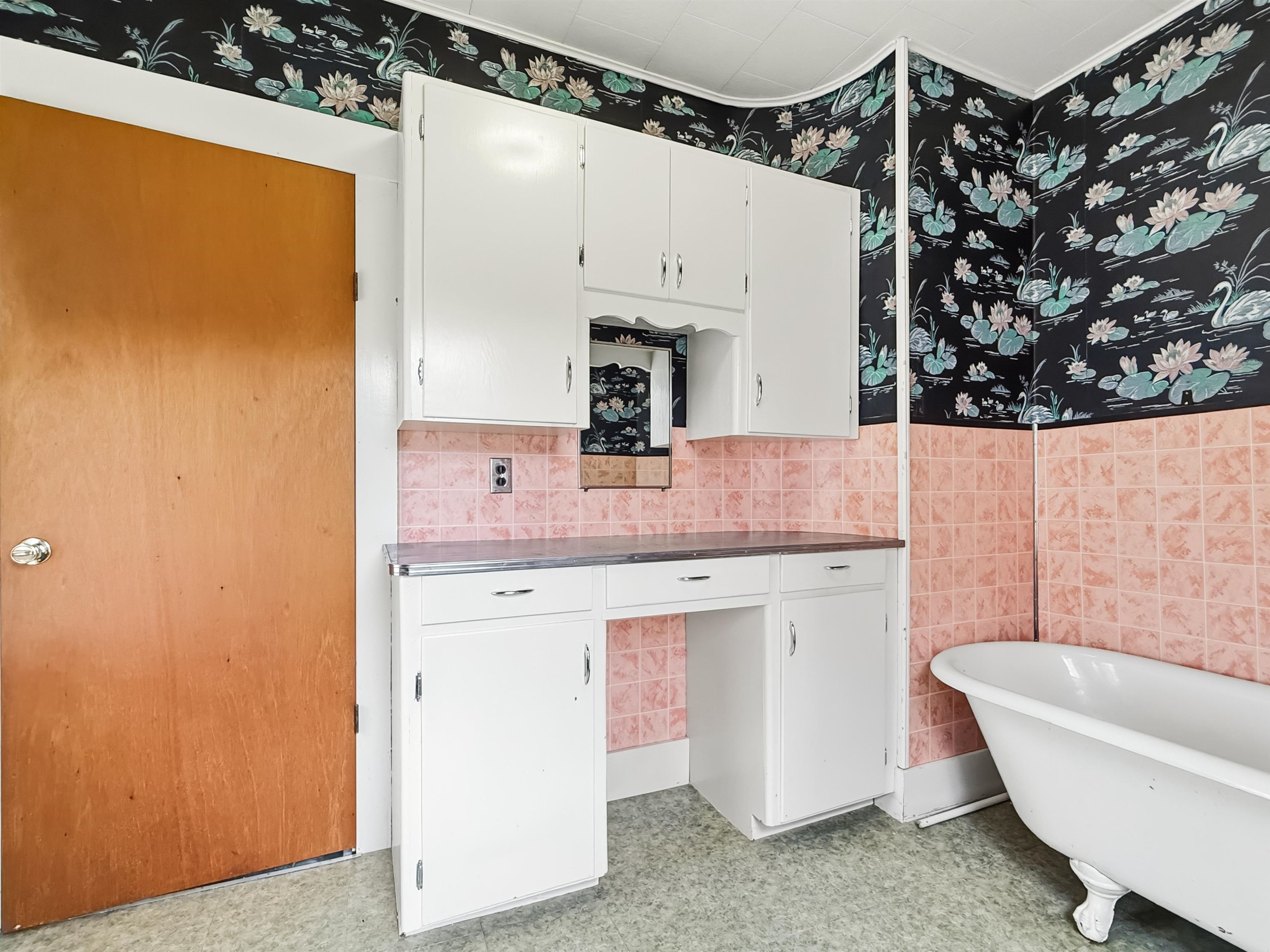 87 Colby Street Colebrook, NH 03576 - Photo 28 of 47