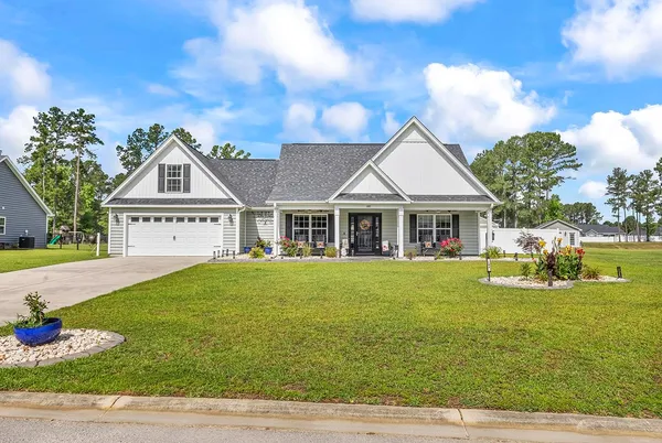 $549,900 | 197 Penn Circle, Galivants Ferry, SC 29544