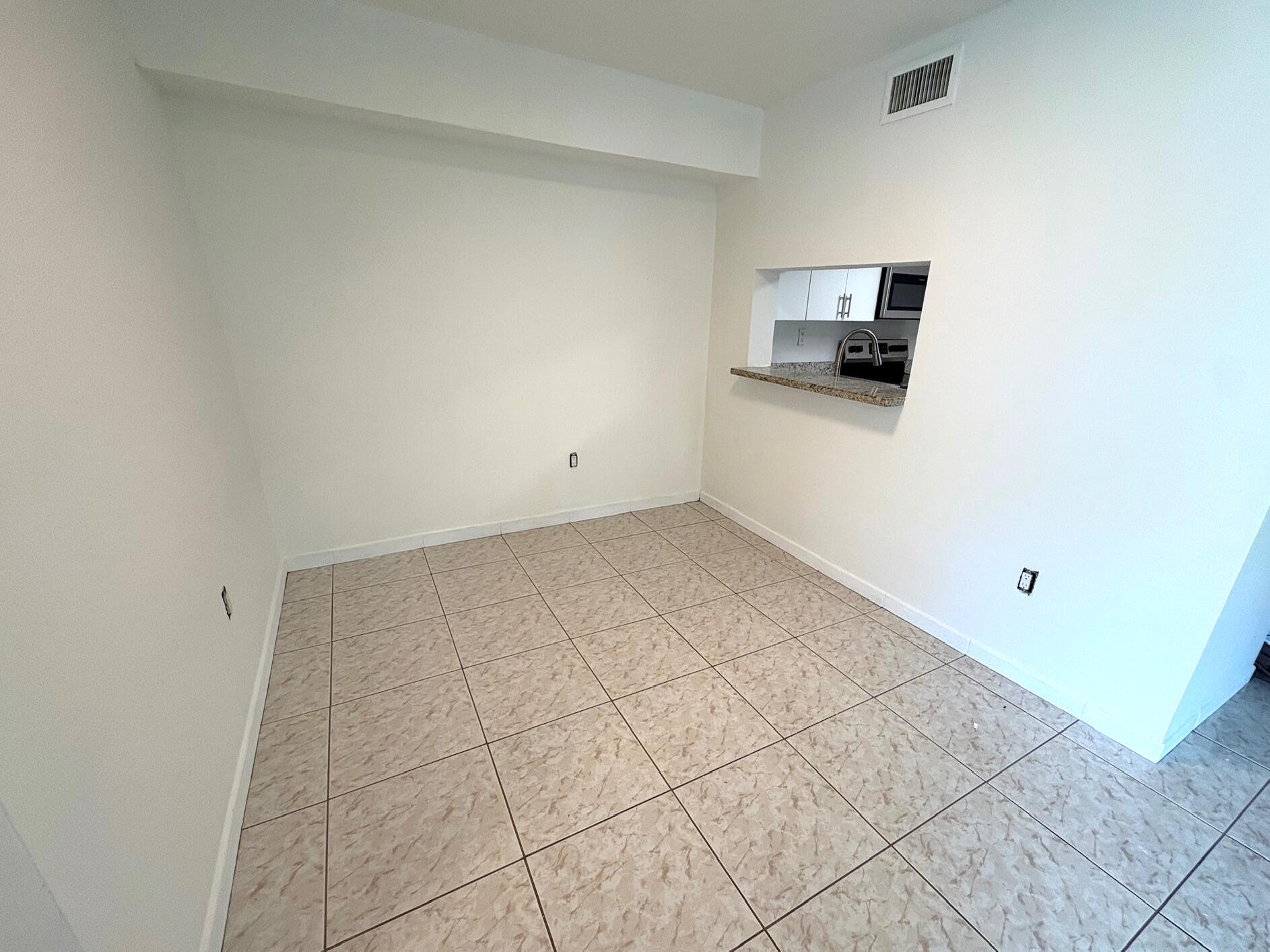 11800 Southwest 18th Street, Unit 108 Miami, FL 33175 - Photo 18 of 31 IMG_8553