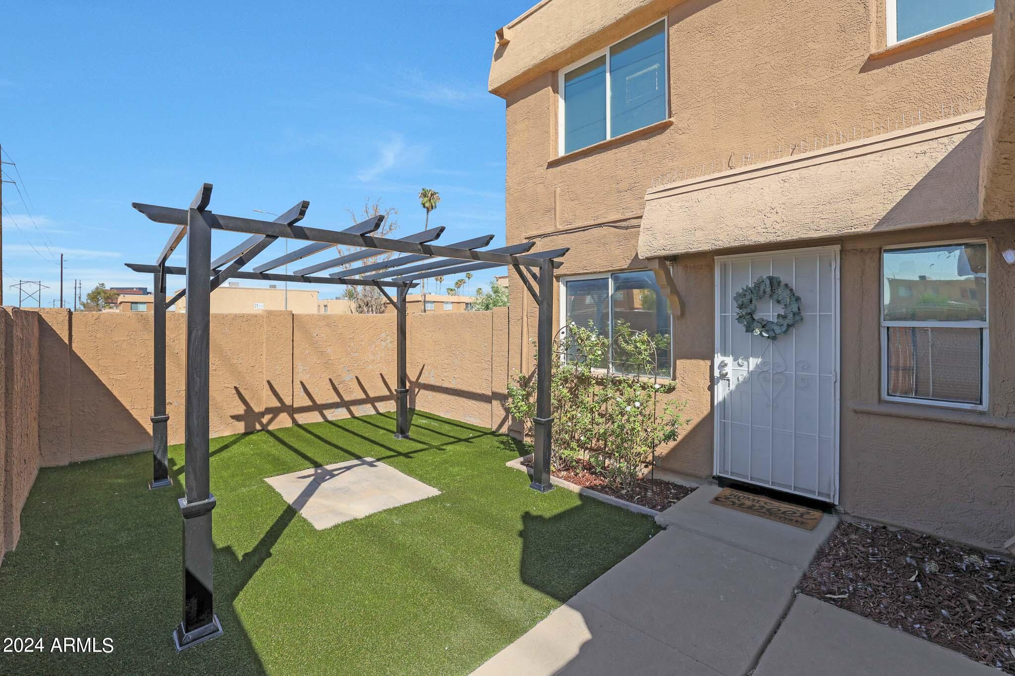 4604 East Broadway Road Phoenix, AZ 85040 - Photo 3 of 30 Patio