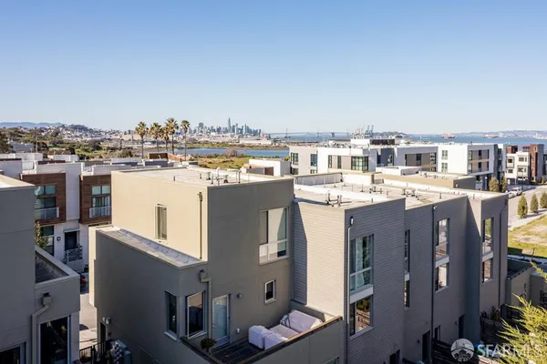 $3,999 | 50 Jerrold Avenue, Unit 304, San Francisco, CA 94124