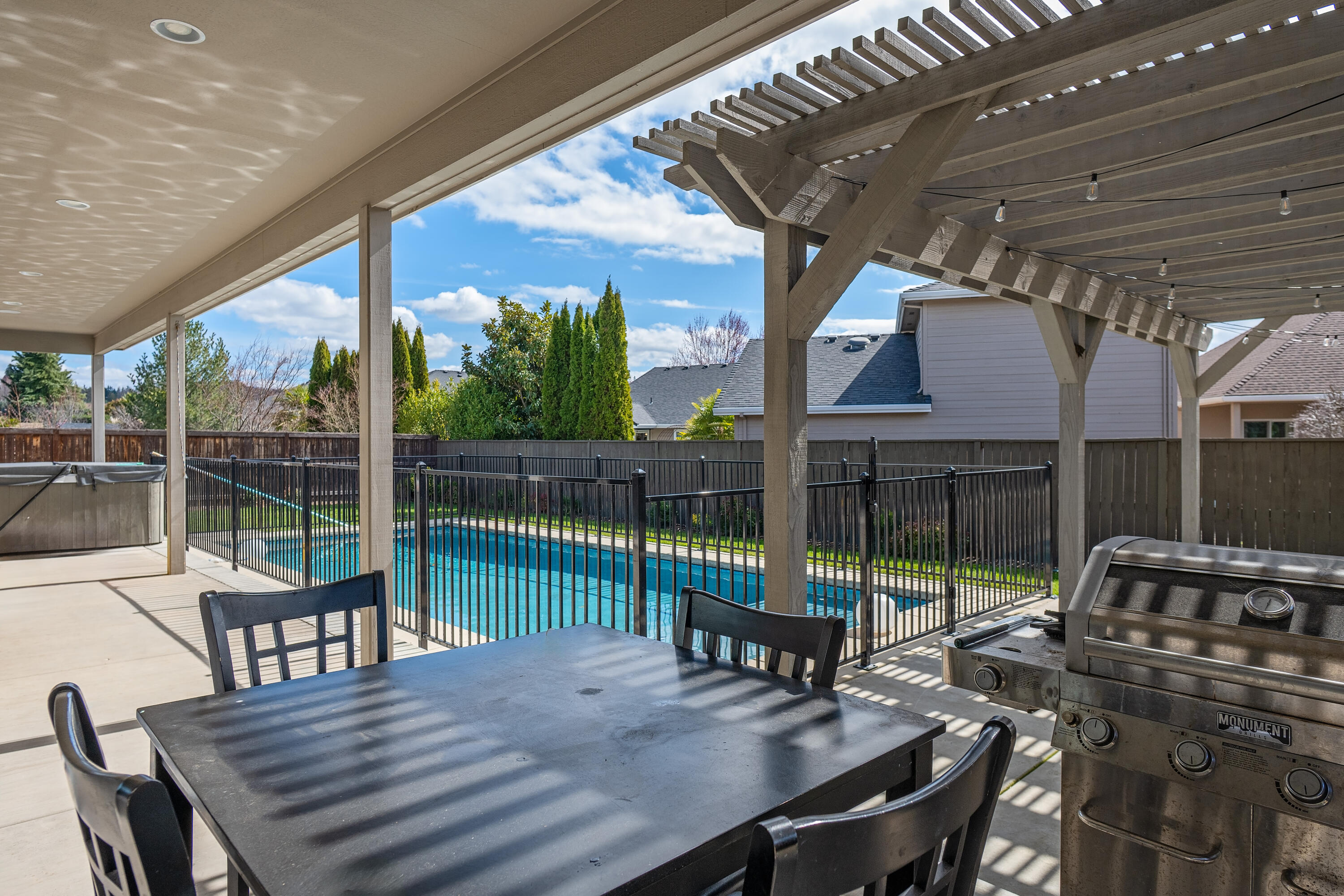 936 Arrowhead Trail Eagle Point, OR 97524 - Photo 18 of 27