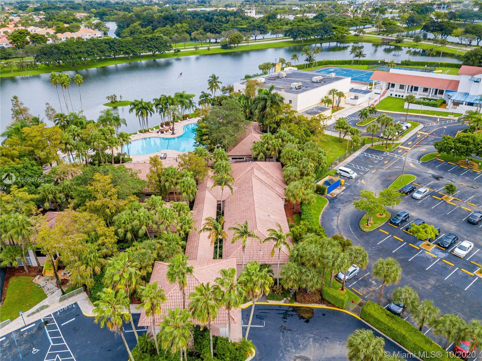 20892 Avenel Run Boca Raton, FL 33428 - Photo 39 of 40 Gallery Image 39