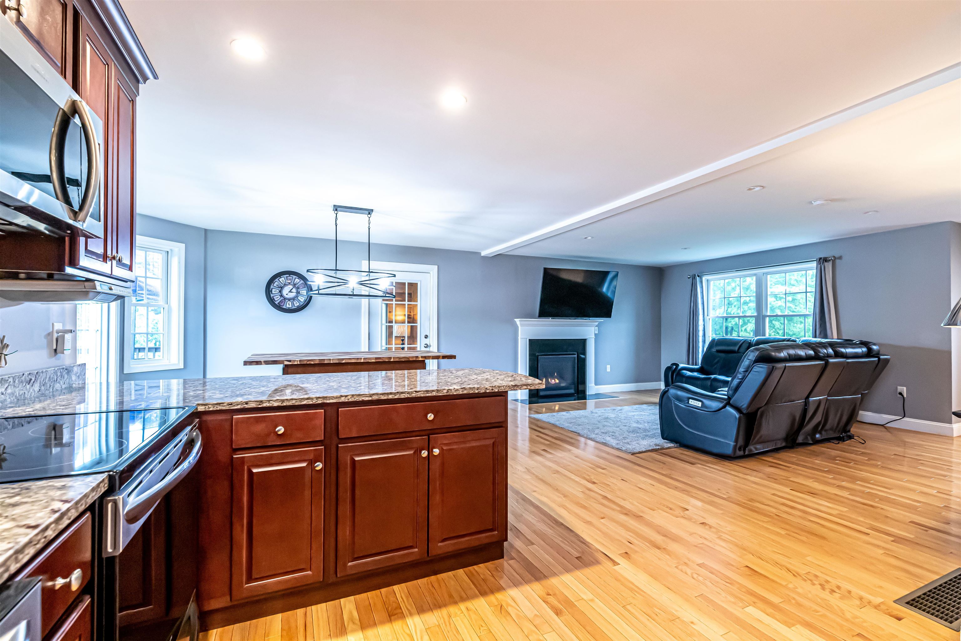 231 Sewalls Falls Road Concord, NH 03301 - Photo 8 of 40