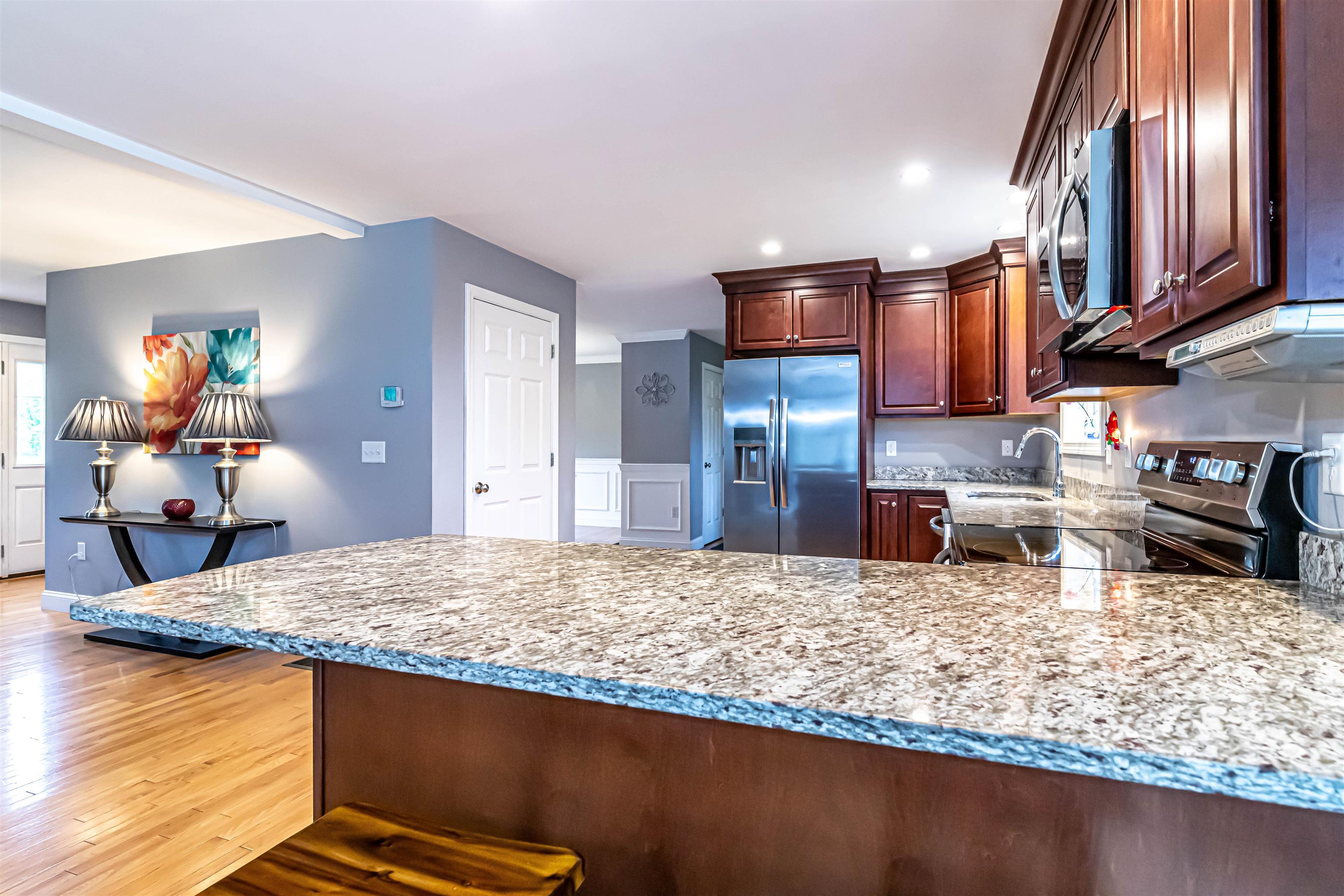 231 Sewalls Falls Road Concord, NH 03301 - Photo 9 of 40