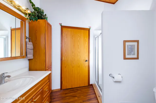 $1,395,000 | 325 Wambli Wahohpi, Cocolalla, ID 83813