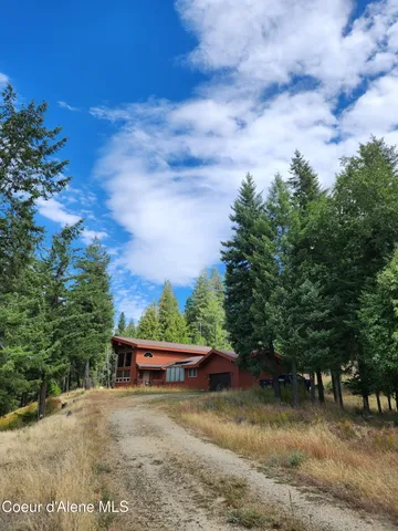 $1,395,000 | 325 Wambli Wahohpi, Cocolalla, ID 83813