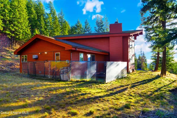 $1,395,000 | 325 Wambli Wahohpi, Cocolalla, ID 83813