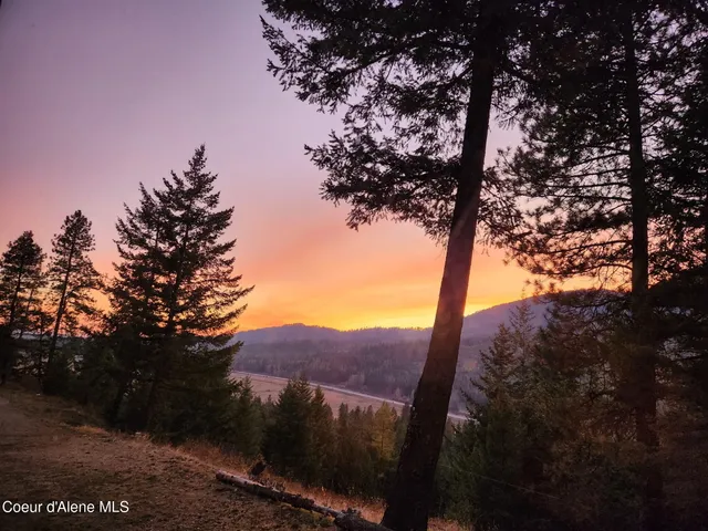 $1,395,000 | 325 Wambli Wahohpi, Cocolalla, ID 83813
