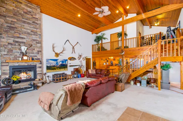 $1,395,000 | 325 Wambli Wahohpi, Cocolalla, ID 83813