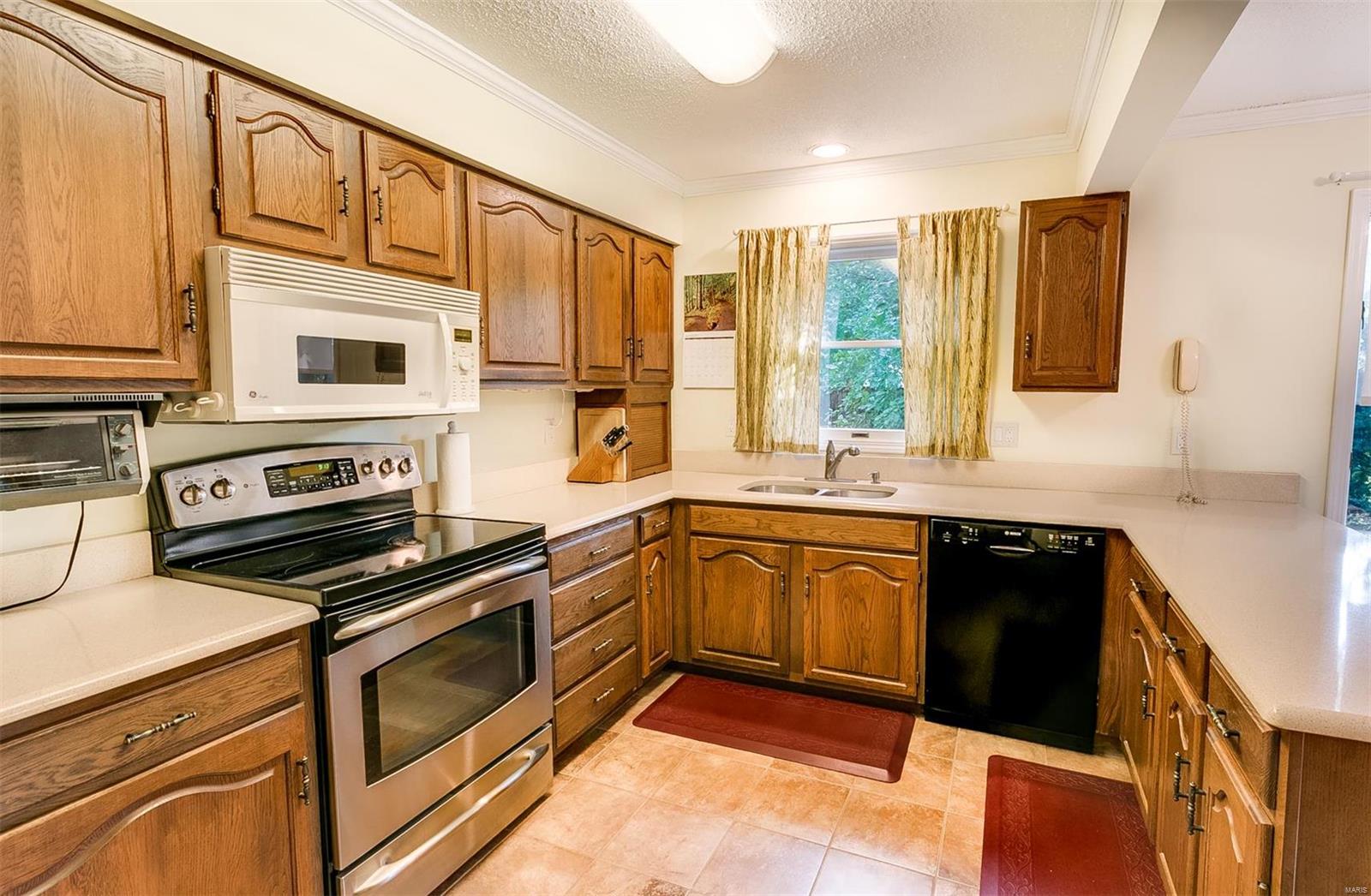 3122 Cedar Mountain Road Belleville, IL 62221 - Photo 10 of 32 Gallery Image 10