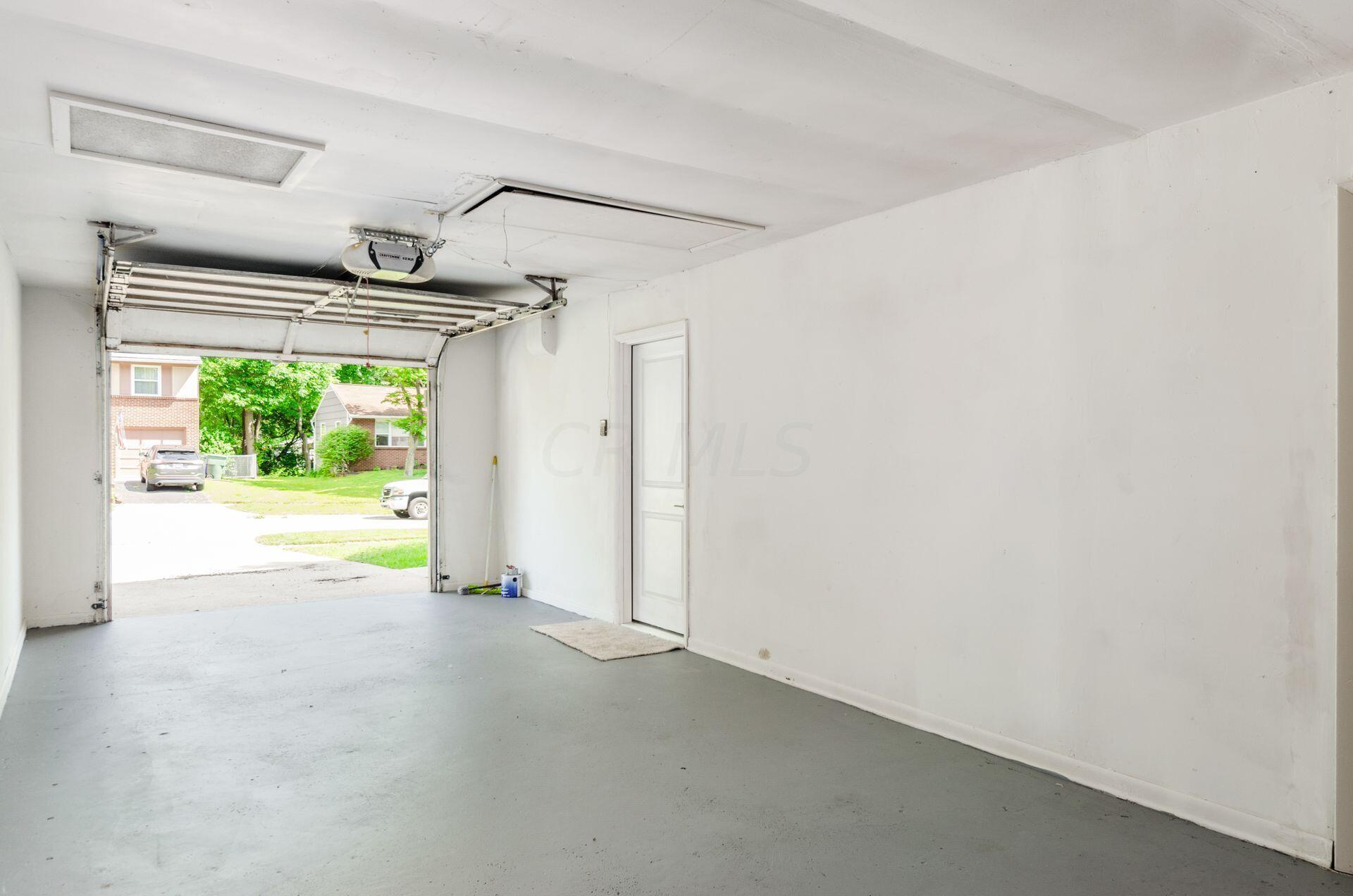 973 Bernard Road Columbus, OH 43221 - Photo 26 of 33 one car garage
