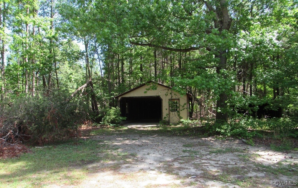 27701 Prince Edward Highway Rice, VA 23966 - Photo 4 of 21 View of detached garage