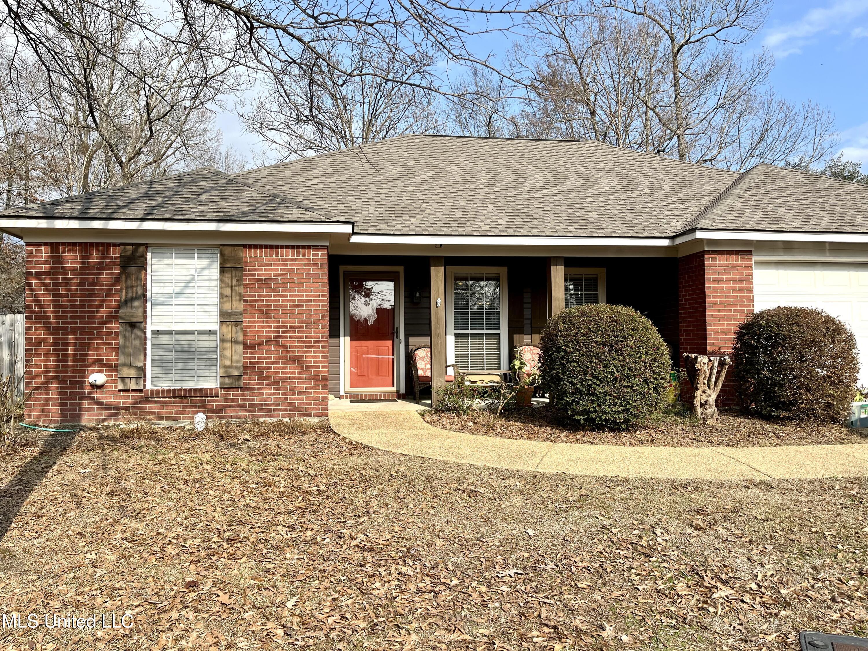 222 Cherrybark Lane Brandon, MS 39047 - Photo 1 of 19 IMG_4371