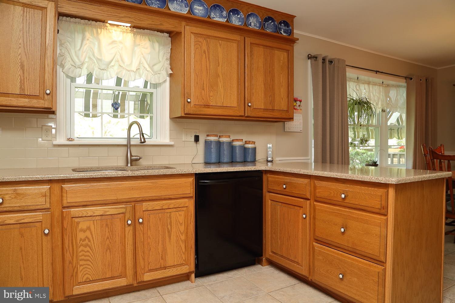 1144 Devonshire Road Lancaster, PA 17601 - Photo 14 of 24 Kitchen
