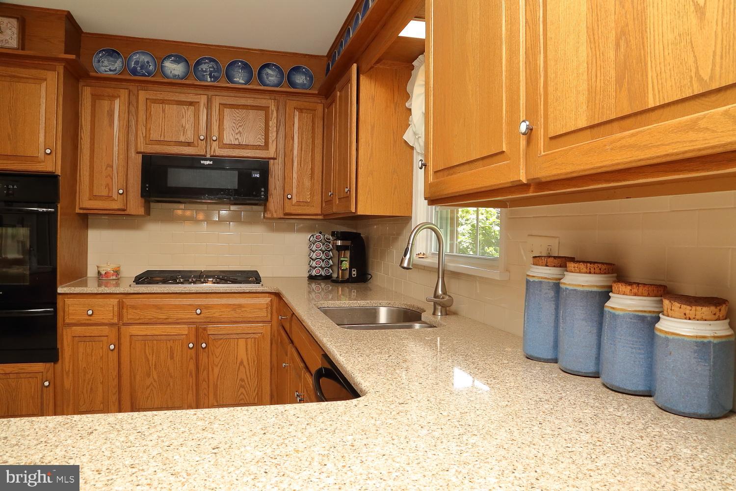 1144 Devonshire Road Lancaster, PA 17601 - Photo 16 of 24 Kitchen
