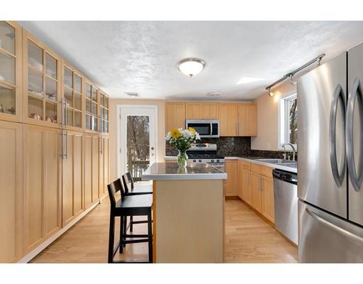 11 Lothrop Road Acton, MA 01720 - Photo 4 of 26 Gallery Image 4