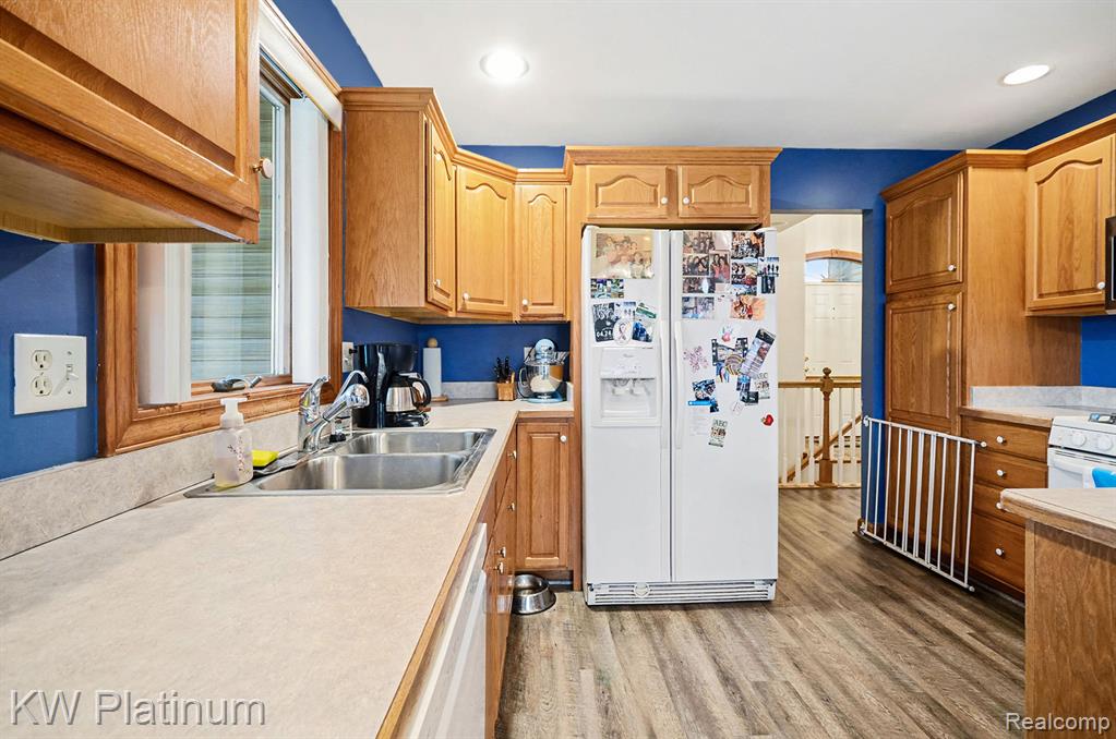 5175 Bishop Road Dryden, MI 48428 - Photo 7 of 28