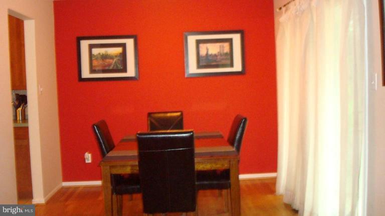 6429 Deepford Street Springfield, VA 22150 - Photo 3 of 16 Dining Area