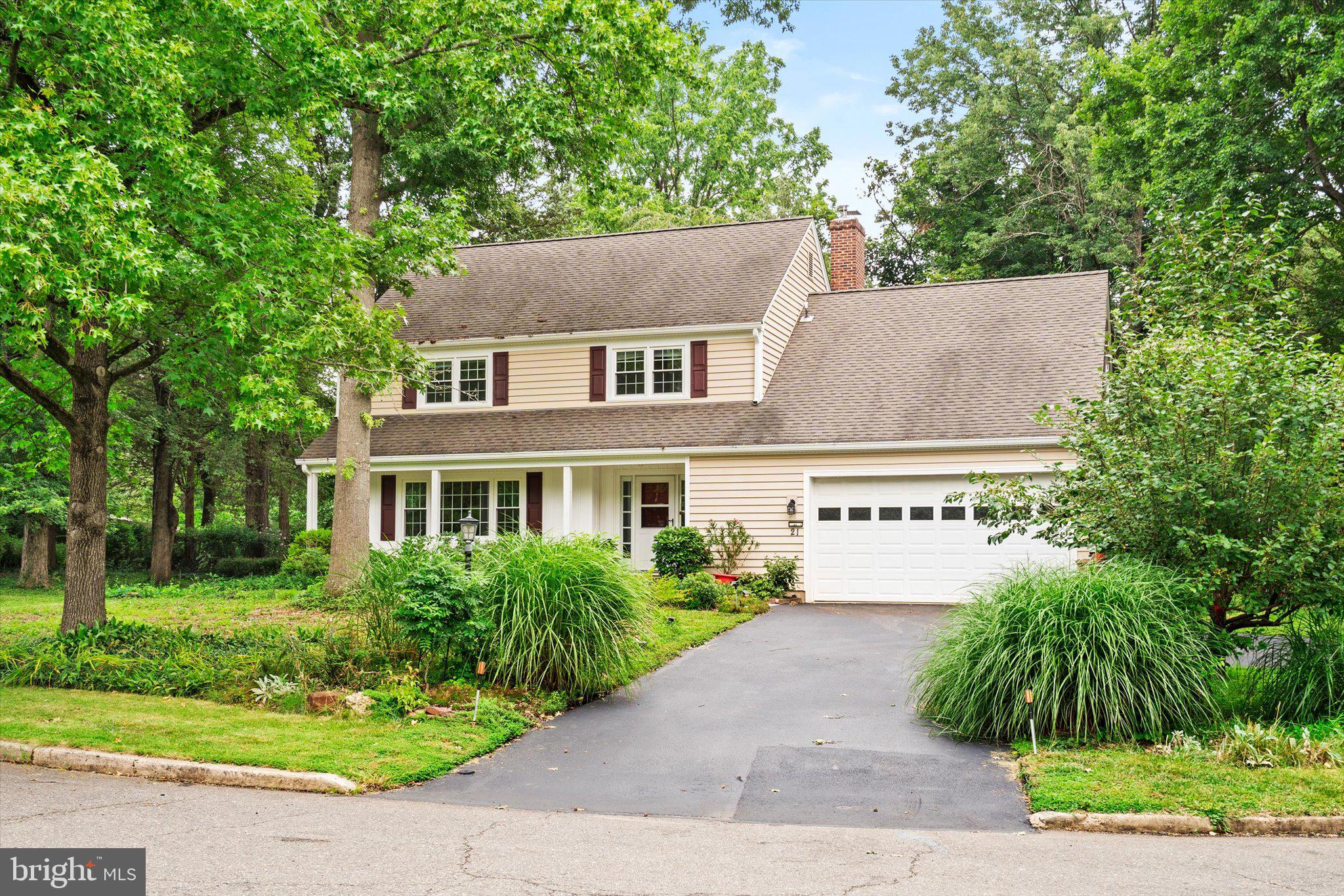 21 Duffield Place Princeton, NJ 08540 - Photo 1 of 31 front of home